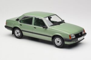Opel Ascona C Metallic Light Green MCG 1:18 MCG18458 Diecast — photo 4 of 6