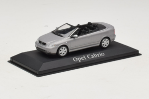 Opel Astra G Cabriolet Grey Metallic Minichamps 1:43 ASTRA001 Diecast — photo 2 of 4