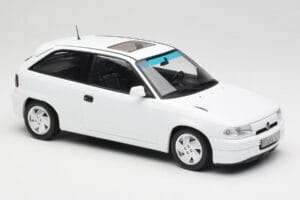 Opel Astra F GSi Blanc Casablanca Norev 1:18 183673 Diecast — photo 4 of 6