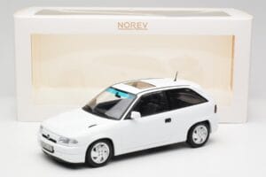 Opel Astra F GSi Blanc Casablanca Norev 1:18 183673 Diecast — photo 6 of 6