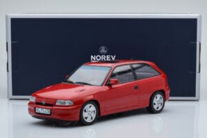 Opel Astra F GSi Red Norev 1:18 183672 Diecast — photo 6 of 6