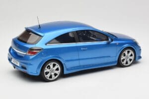 Opel Astra H OPC Arden Blue Otto 1:18 OT473 Resin — photo 2 of 6