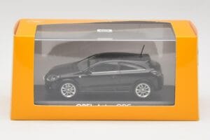 Opel Astra H OPC Black Minichamps 1:43 90399890 Diecast — photo 4 of 4