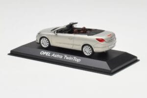 Opel Astra H Twin Top Silver Minichamps 1:43 403045633 Diecast — photo 3 of 4