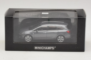 Opel Astra J Sports Tourer Minichamps 1:43 400049014 Diecast — photo 4 of 4