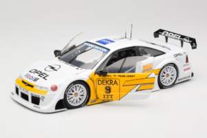 Opel Calibra V6 #9 M. Reuter DTM 1995 UT Models 1:18 180954209 Diecast — photo 2 of 8