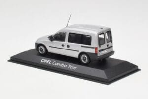 Opel Combo C Silver Minichamps 1:43 COMBO001 Diecast — photo 3 of 4