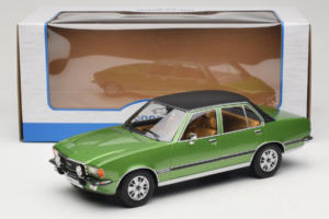 Opel Commodore B Green MCG 1:18 MCG18565 Diecast — photo 6 of 6