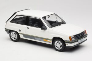 Opel Corsa A Sprint White MCG 1:18 MCG18432 Diecast — photo 4 of 6