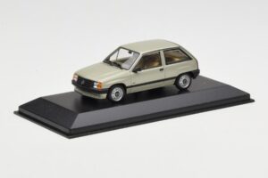 Opel Corsa A Swing Green Minichamps 1:43 400045002 Diecast — photo 2 of 4
