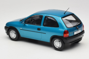 Opel Corsa B Blue Metallic MCG 1:18 MCG18514 Diecast — photo 5 of 6