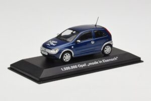 Opel Corsa C 1.5M Made in Eisenach Minichamps 1:43 OPEL003 Diecast — photo 2 of 4