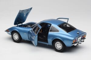 Opel GT Blue Minichamps 1:18 180049020 Diecast — photo 5 of 8