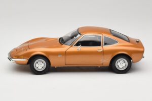 Opel GT Gold Minichamps 1:18 180049025 Diecast — photo 4 of 8