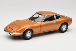 Opel GT Gold Minichamps 1:18 180049025 Diecast