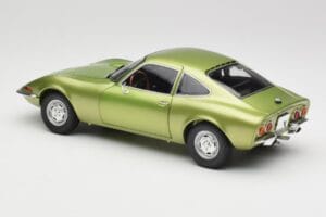 Opel GT Green Metallic Minichamps 1:18 180049029 Diecast — photo 7 of 8