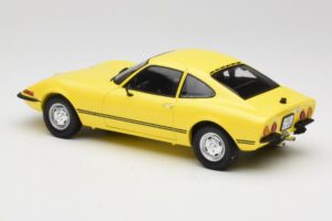 Opel GT/J Yellow Minichamps 1:18 180049021 Diecast — photo 7 of 8