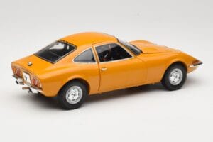 Opel GT Ochre Minichamps 1:18 180049031 Diecast — photo 3 of 8
