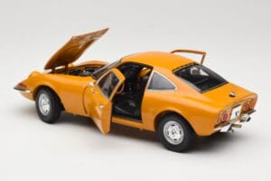 Opel GT Ochre Minichamps 1:18 180049031 Diecast — photo 5 of 8