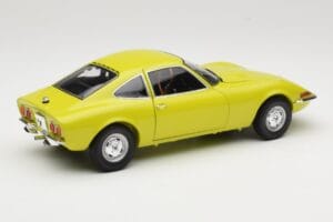 Opel GT Yellow Minichamps 1:18 180049032 Diecast — photo 3 of 8