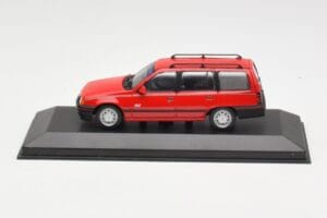 Opel Kadett E Club Station Wagon Red Minichamps 1:43 400045910 Diecast