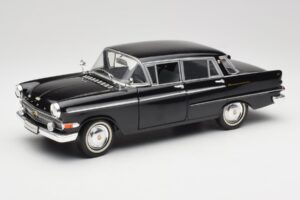 Opel Kapitan P2 Black Revell 1:18 08821 Diecast