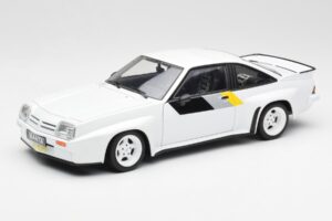 Opel Manta 400 Homologation White Revell 1:18 8819 Diecast