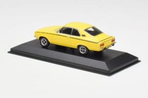 Opel Manta A SR Yellow Minichamps 1:43 400045502 Diecast — photo 3 of 4