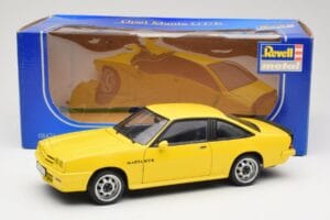Opel Manta B GT/E Yellow Revell 1:18 08421 Diecast — photo 8 of 8