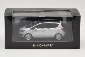 Opel Meriva B Silver Metallic Minichamps 1:43 400040000 Diecast — photo 4 of 4