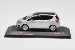 Opel Meriva B Silver Metallic Minichamps 1:43 400040000 Diecast