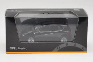 Opel Meriva B Black Minichamps 1:43 400040005 Diecast — photo 4 of 4