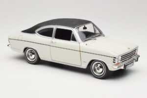 Opel Olympia A Coupe White Black Revell 1:18 8446 Diecast — photo 6 of 8