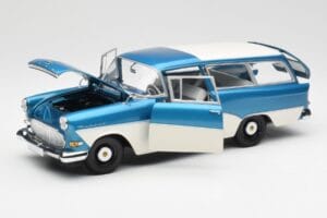 Opel Rekord P1 Caravan Blue Metallic Minichamps 1:18 180043210 Diecast — photo 2 of 8