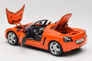 Opel Speedster Orange Maisto 1:18 31615 Diecast — photo 5 of 8