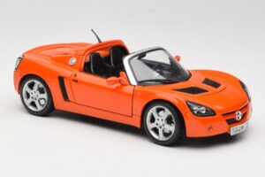Opel Speedster Orange Maisto 1:18 31615 Diecast — photo 6 of 8