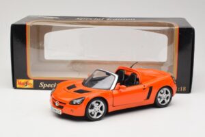 Opel Speedster Orange Maisto 1:18 31615 Diecast — photo 8 of 8