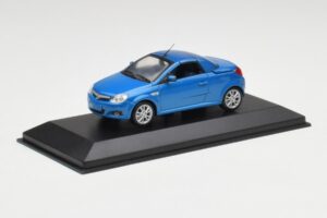Opel Tigra Twin Top Blue Minichamps 1:43 919084 Diecast — photo 2 of 4