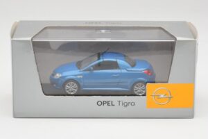Opel Tigra Twin Top Blue Minichamps 1:43 919084 Diecast — photo 4 of 4