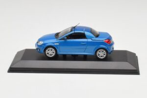 Opel Tigra Twin Top Blue Minichamps 1:43 919084 Diecast