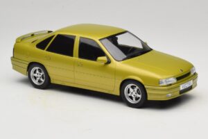 Opel Vectra A 2000 16V Yellow MCG 1:18 MCG18463 Diecast — photo 4 of 6