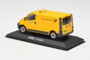 Opel Vivaro A Deutsche Post Minichamps 1:43 430040562 Diecast — photo 3 of 4