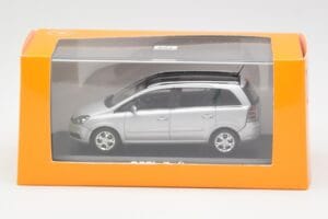 Opel Zafira B Silver Minichamps 1:43 1799109 Diecast — photo 4 of 4
