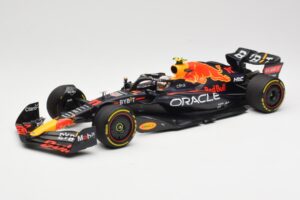 Oracle Red Bull Racing RB18 #11 S. Perez Miami GP 2022 Minichamps 1:18 110220511 Diecast