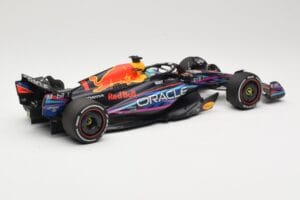 Oracle Red Bull Racing RB19 #1 M. Verstappen Winner Miami GP 2023 Minichamps 1:18 110230501 Diecast — photo 2 of 6
