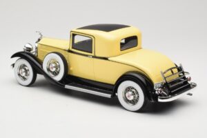 Packard 902 Standard Eight Coupe Yellow BoS Models 1:18 BOS276 Resin — photo 5 of 6