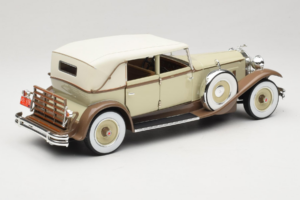 Packard Brewster White Signature Models 1:18 PACKARD001 Diecast — photo 3 of 8