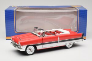 Packard Caribbean Convertible Red American Mint 1:18 3042082 Diecast — photo 8 of 8