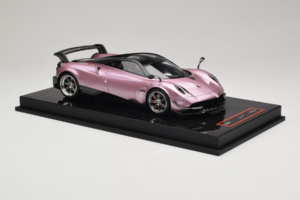 Pagani Huayra BC Pearl Pink AB Models 1:18 REMC032 Resin — photo 4 of 7