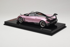 Pagani Huayra BC Pearl Pink AB Models 1:18 REMC032 Resin — photo 5 of 7